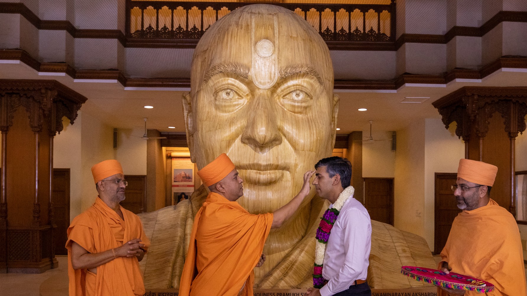 British Prime Minister Rishi Sunak visits the Akshardham temple on the sidelines of the G20 summit in New Delhi on 10 September, 2023 (BAPS/AFP)